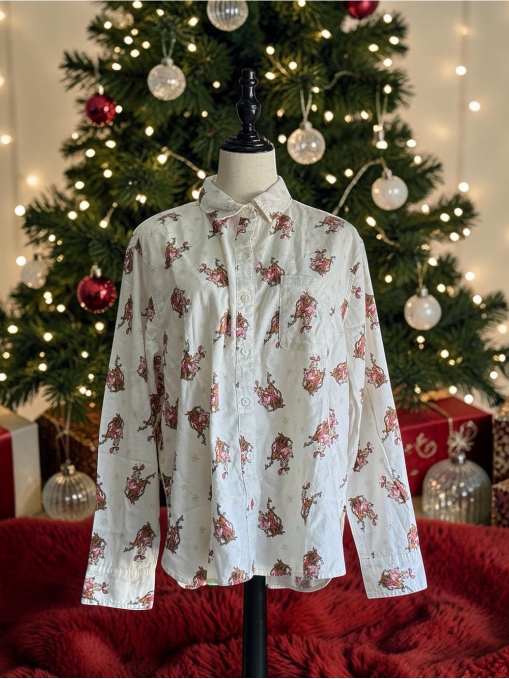 Aerie “ how the Grinch stole Christmas” flannel, button-down shirt size small